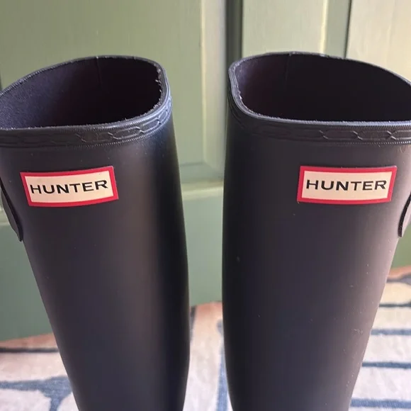 Hunter Knee High Rain boots - Picture 5 of 9
